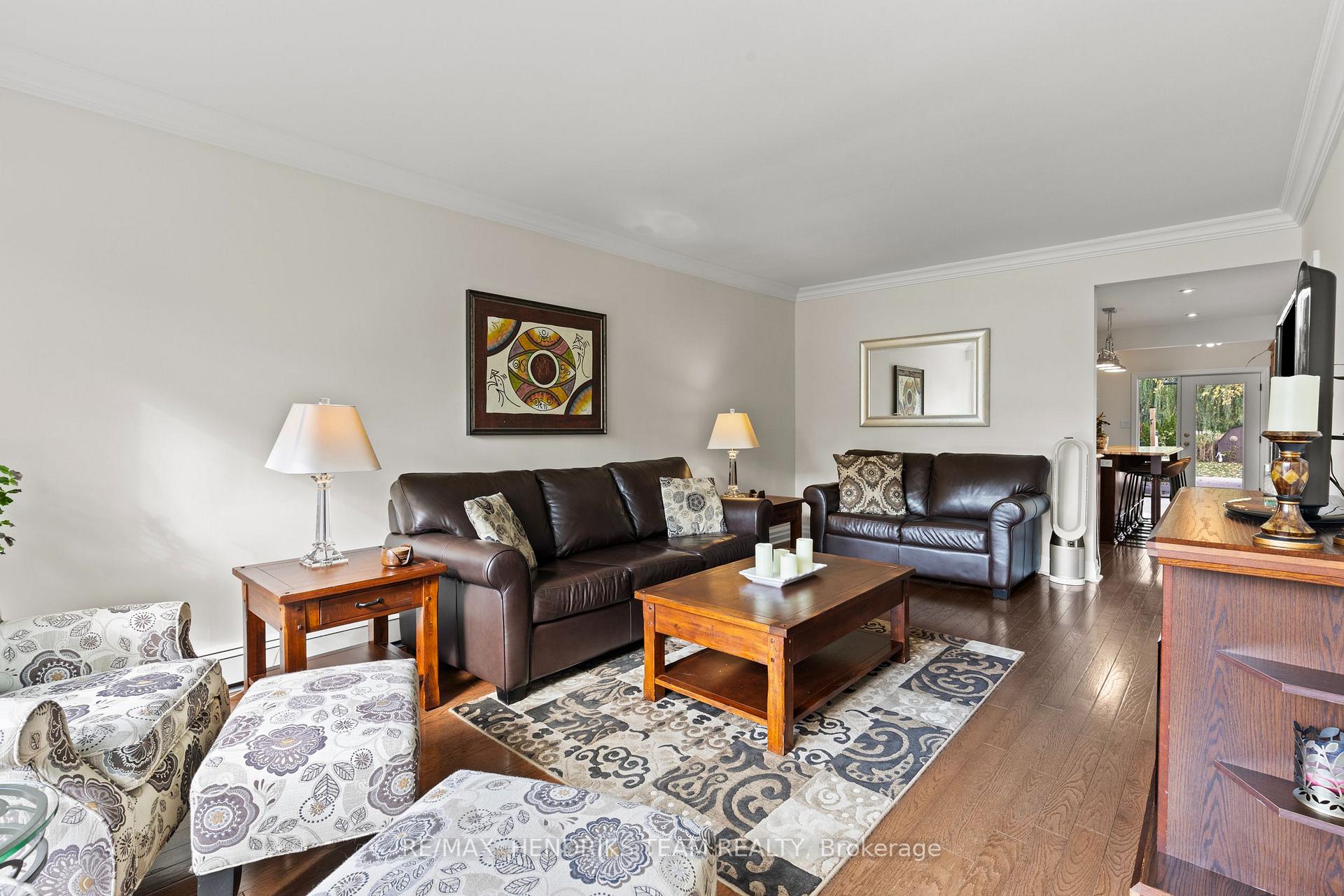 Photo 6 of 168 Rykert Street, St. Catharines, Rykert/Vansickle — HOMEH