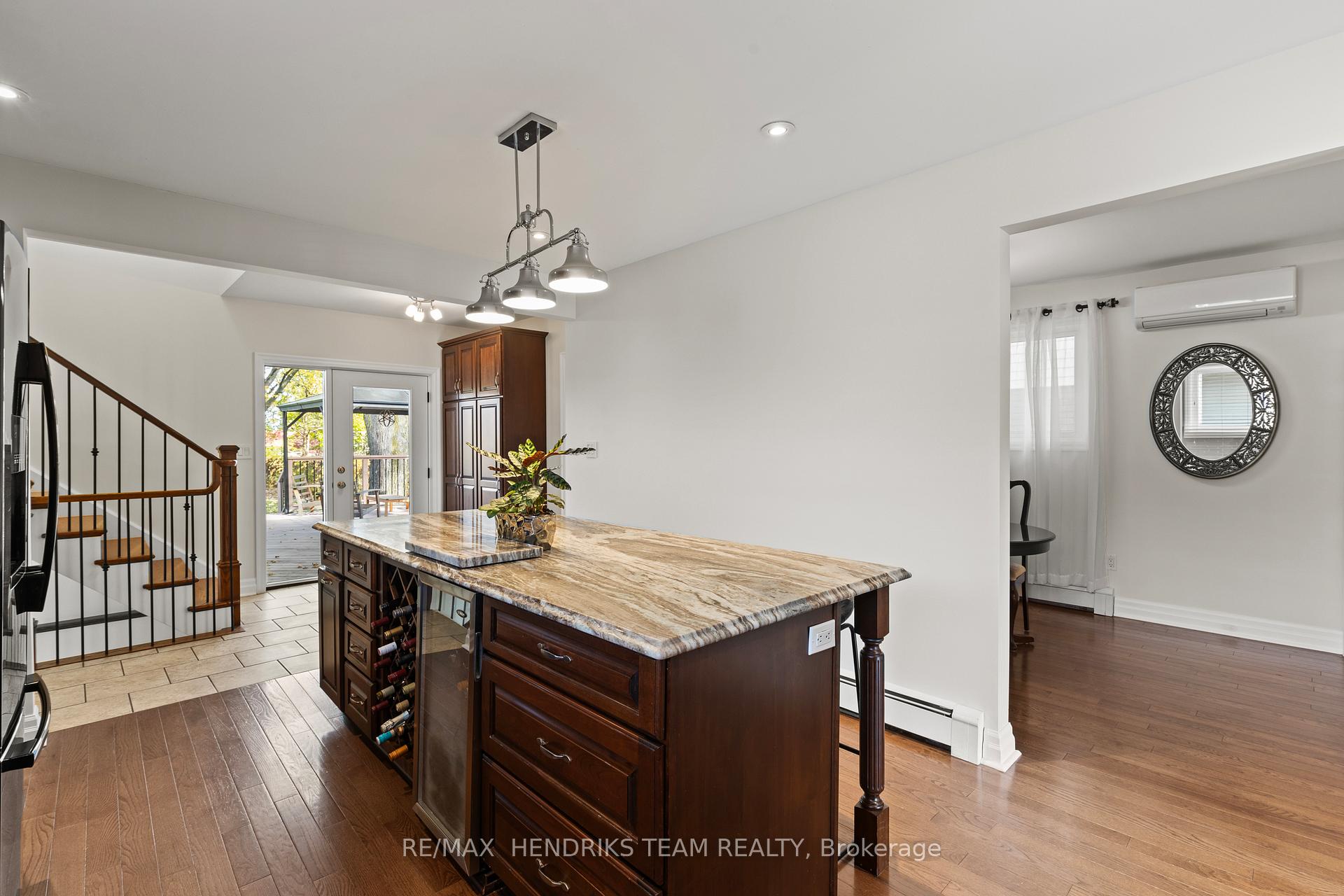 Photo 12 of 168 Rykert Street, St. Catharines, Rykert/Vansickle — HOMEH