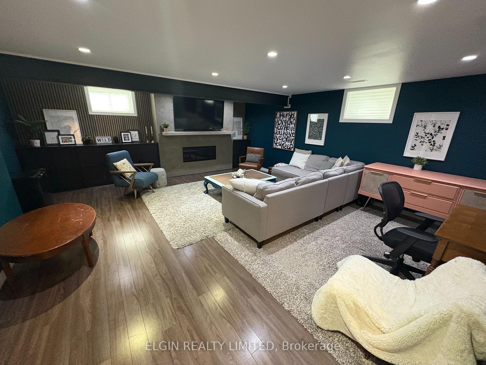 Photo 19 of 10 Ambleside Drive, St. Thomas — HOMEH
