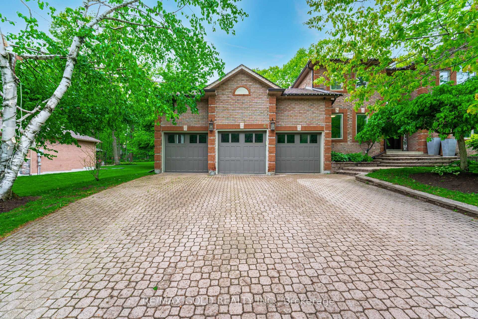 Front of 6 Alana Drive