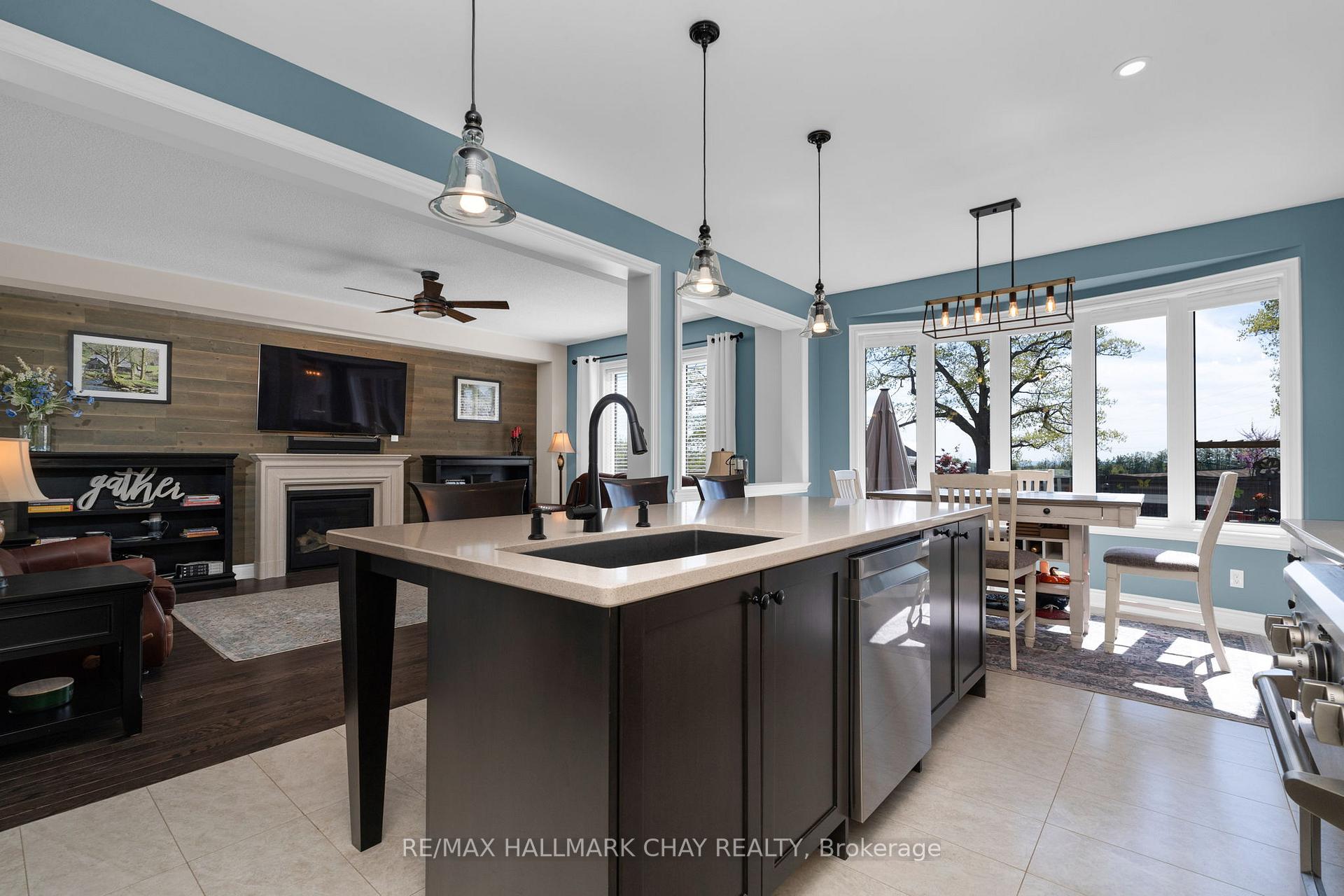 Photo 9 of 65 Rugman Crescent, Springwater, Centre Vespra — HOMEH