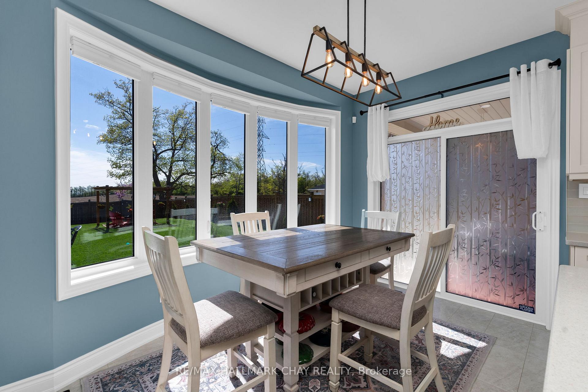 Photo 13 of 65 Rugman Crescent, Springwater, Centre Vespra — HOMEH