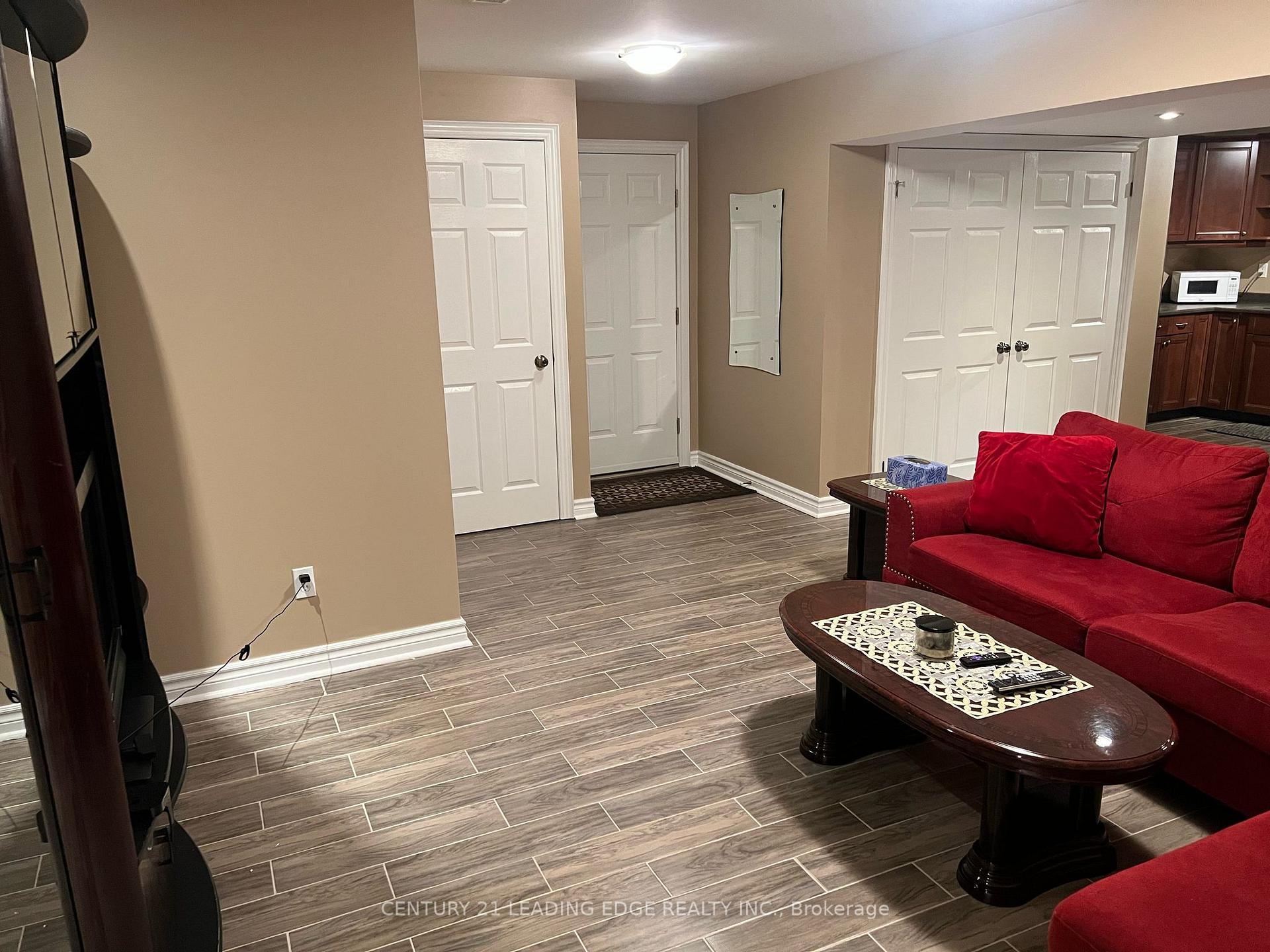 Photo 15 of Unit Bsmt, 16 Nicholas Drive, St. Catharines, Rykert/Vansickle — HOMEH