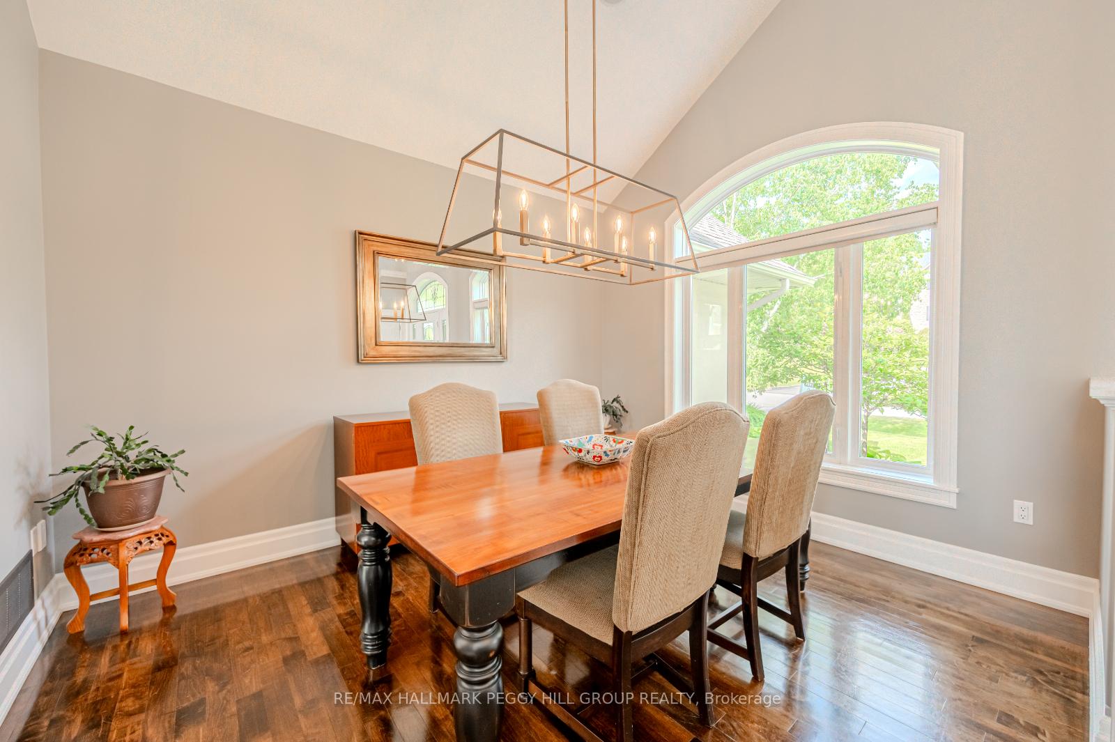 Photo 14 of 16 Bridle Trail, Springwater, Midhurst — HOMEH