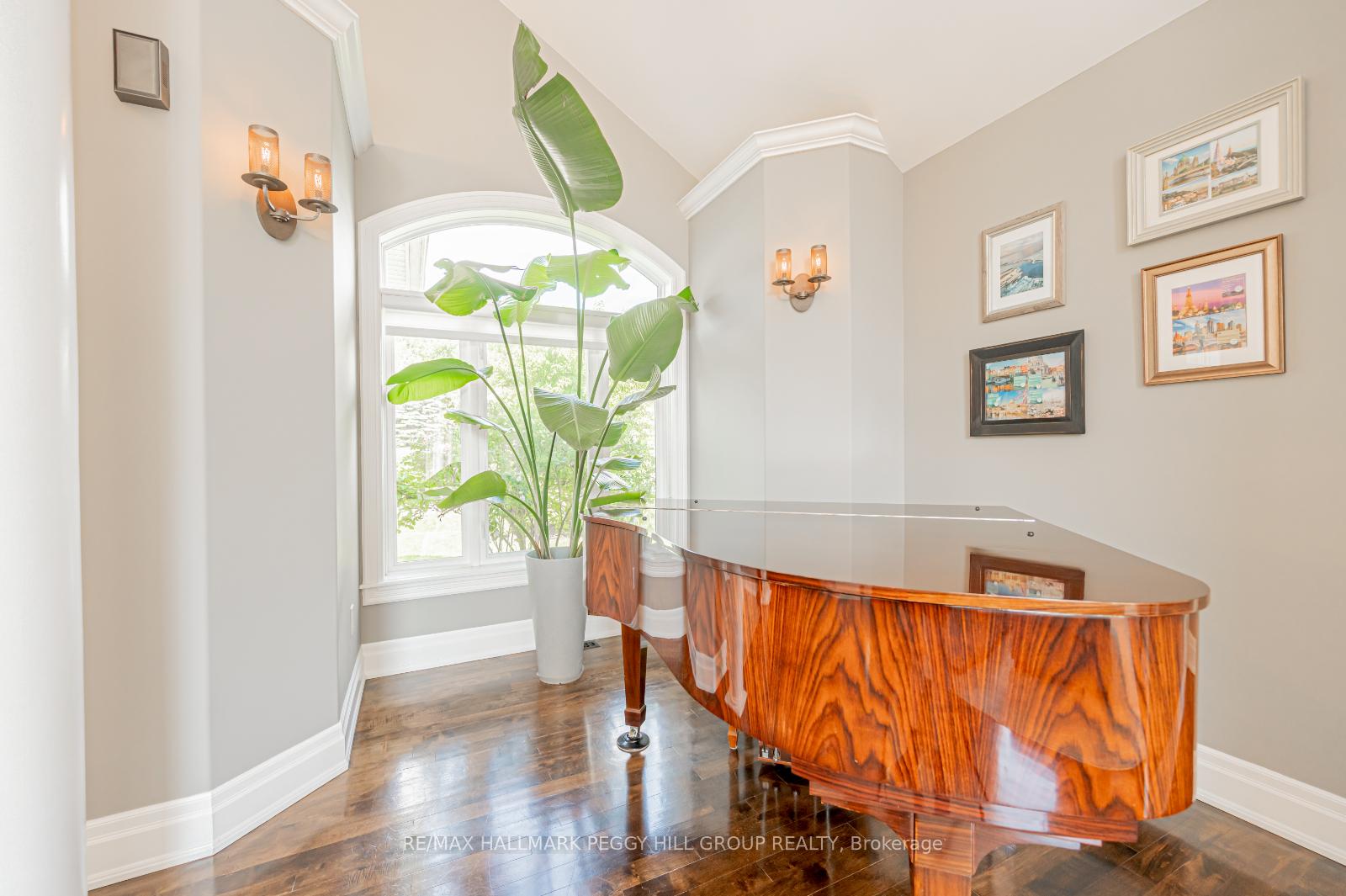 Photo 15 of 16 Bridle Trail, Springwater, Midhurst — HOMEH