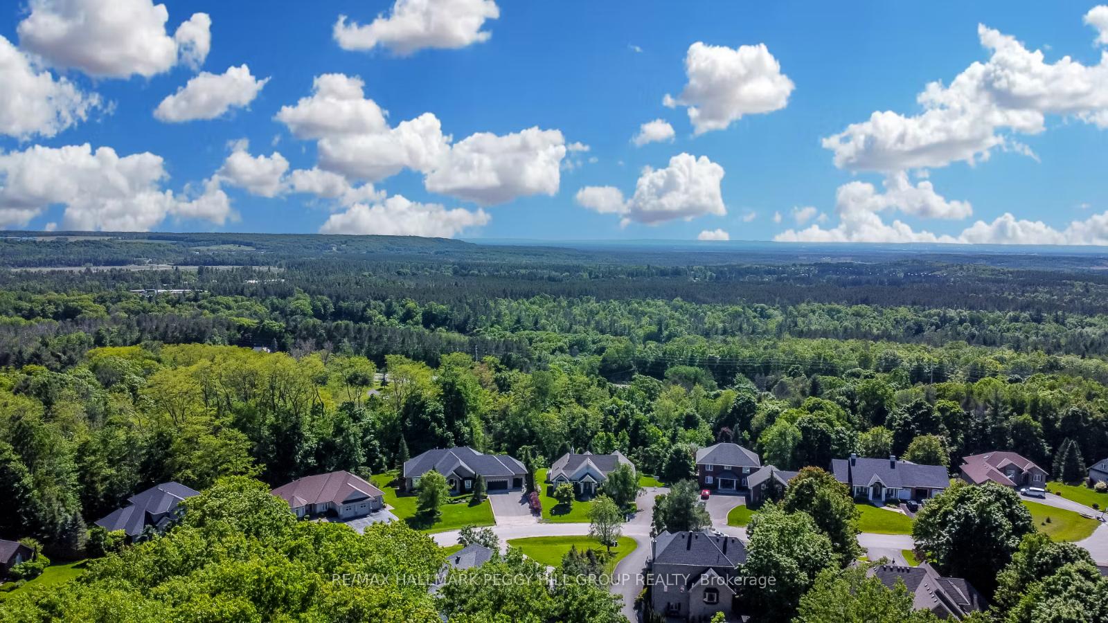 Photo 38 of 16 Bridle Trail, Springwater, Midhurst — HOMEH