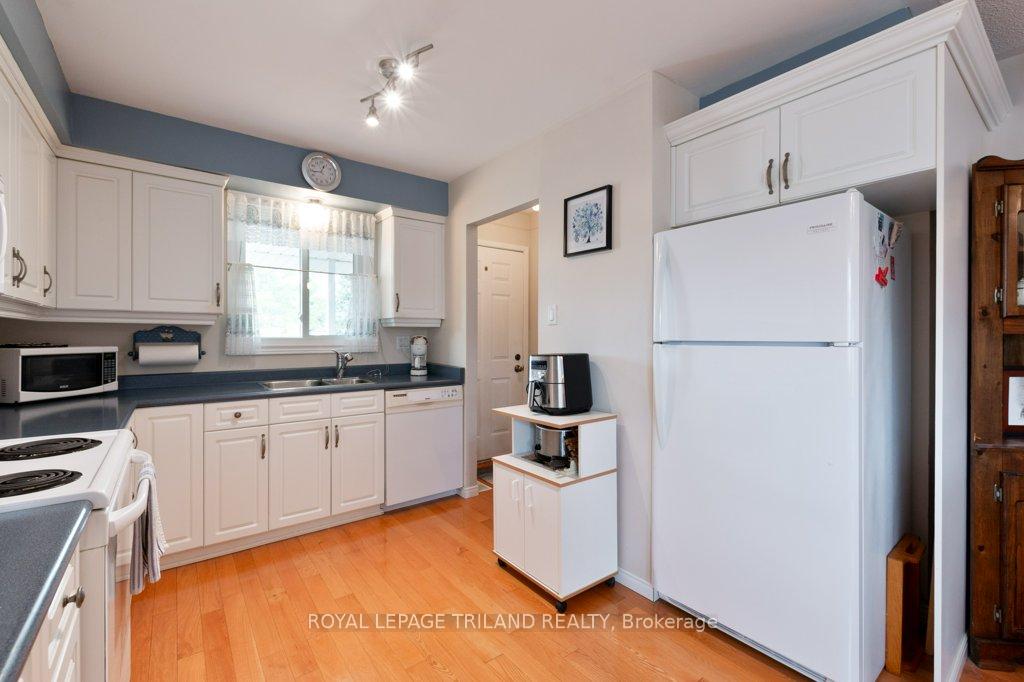 Photo 7 of 19 Paddon Street, St. Thomas — HOMEH