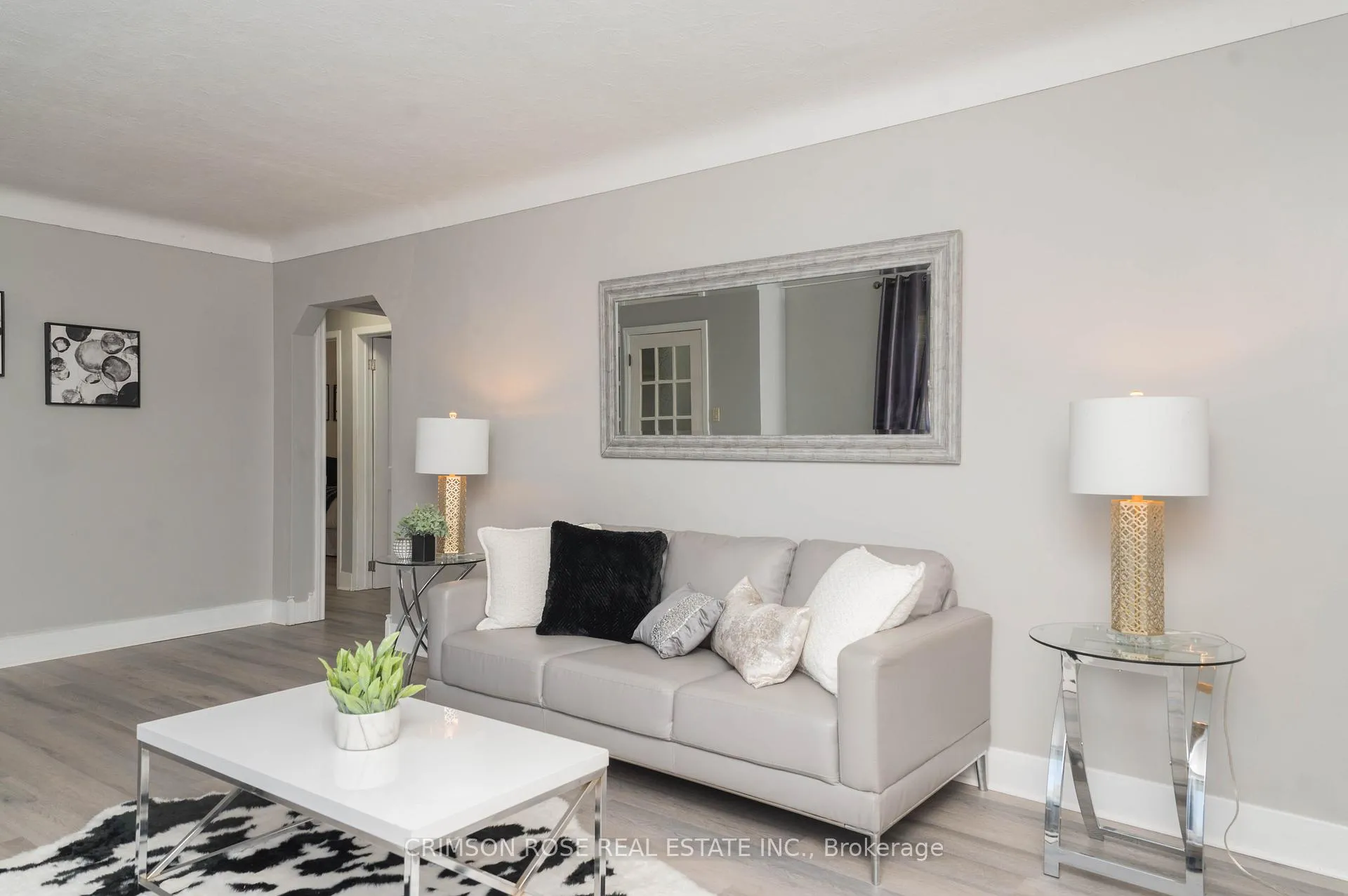 Photo 7 of 11 Bonavem Drive, St. Catharines, Fairview — HOMEH