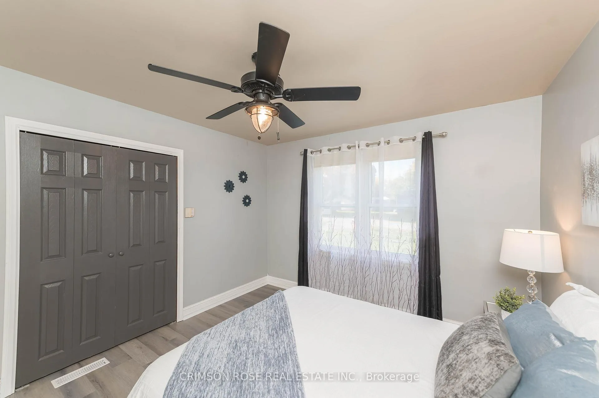 Photo 8 of 11 Bonavem Drive, St. Catharines, Fairview — HOMEH