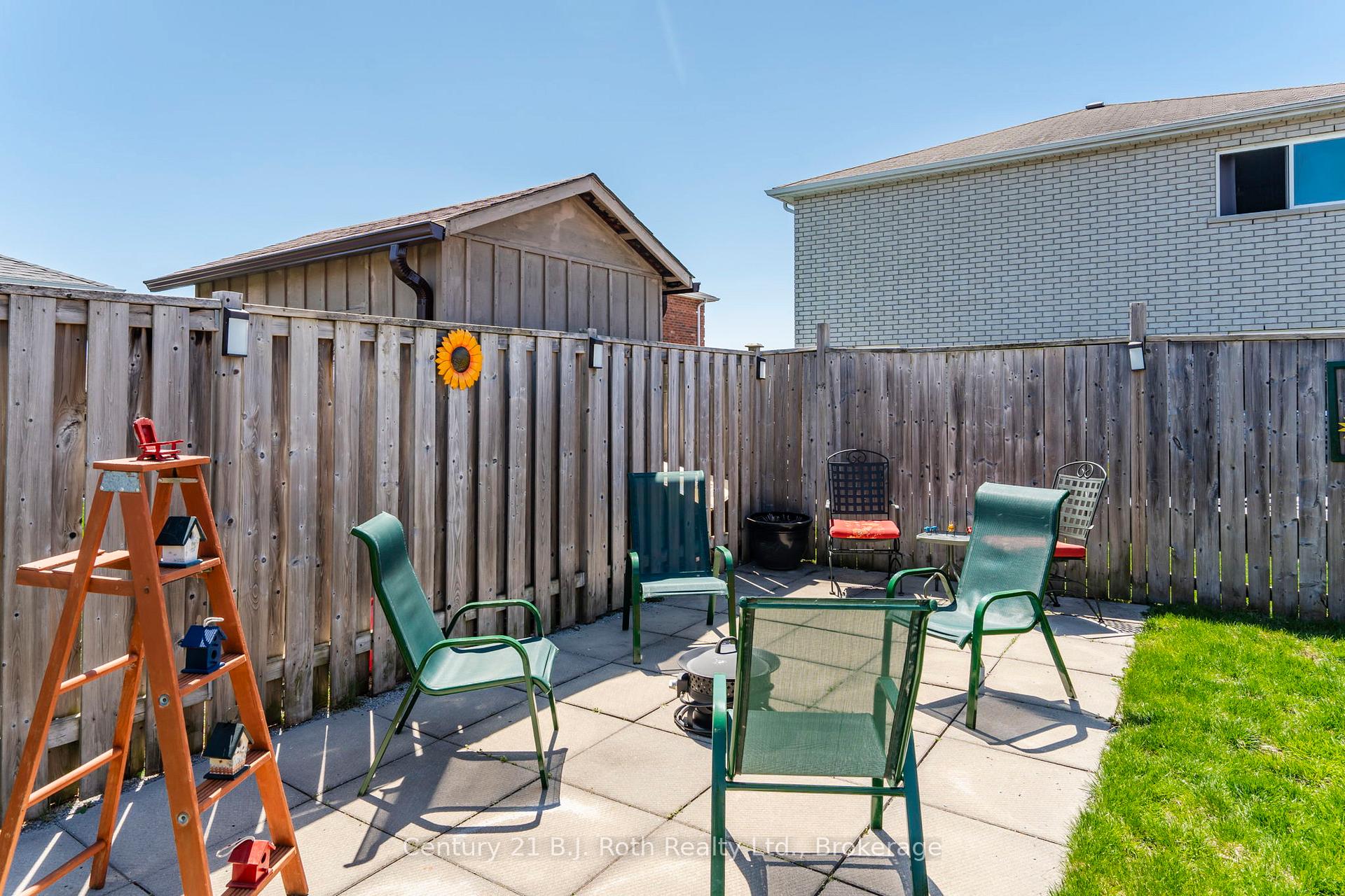 Photo 31 of 5 Knox Drive, Springwater, Elmvale — HOMEH