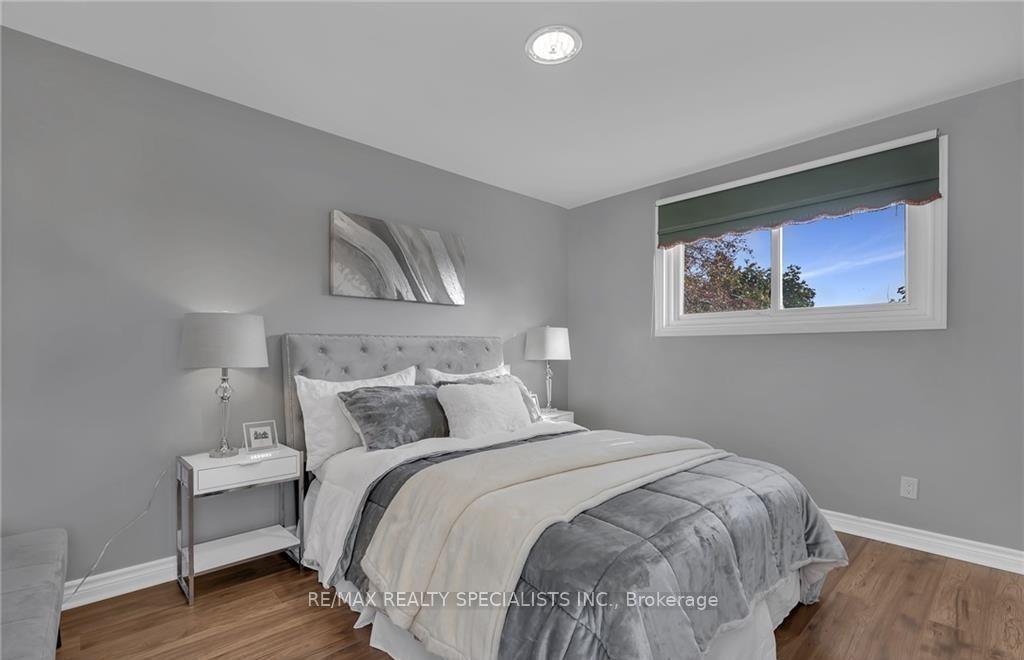 Photo 7 of Unit (Upper), 8 Allanburg Road, St. Catharines, Burleigh Hill — HOMEH