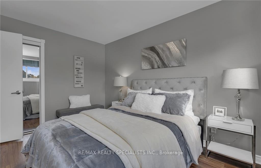 Photo 8 of Unit (Upper), 8 Allanburg Road, St. Catharines, Burleigh Hill — HOMEH