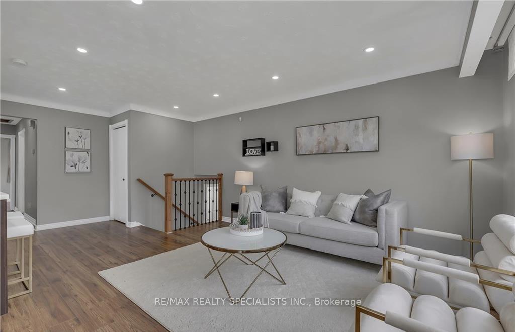 Photo 14 of Unit (Upper), 8 Allanburg Road, St. Catharines, Burleigh Hill — HOMEH