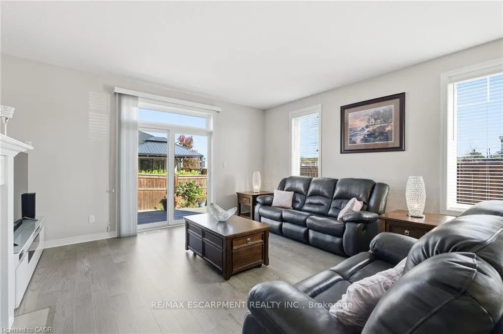 Photo 15 of 4 Ellis Avenue, St. Catharines, Oakdale — HOMEH