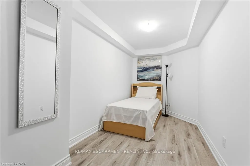 Photo 28 of 4 Ellis Avenue, St. Catharines, Oakdale — HOMEH