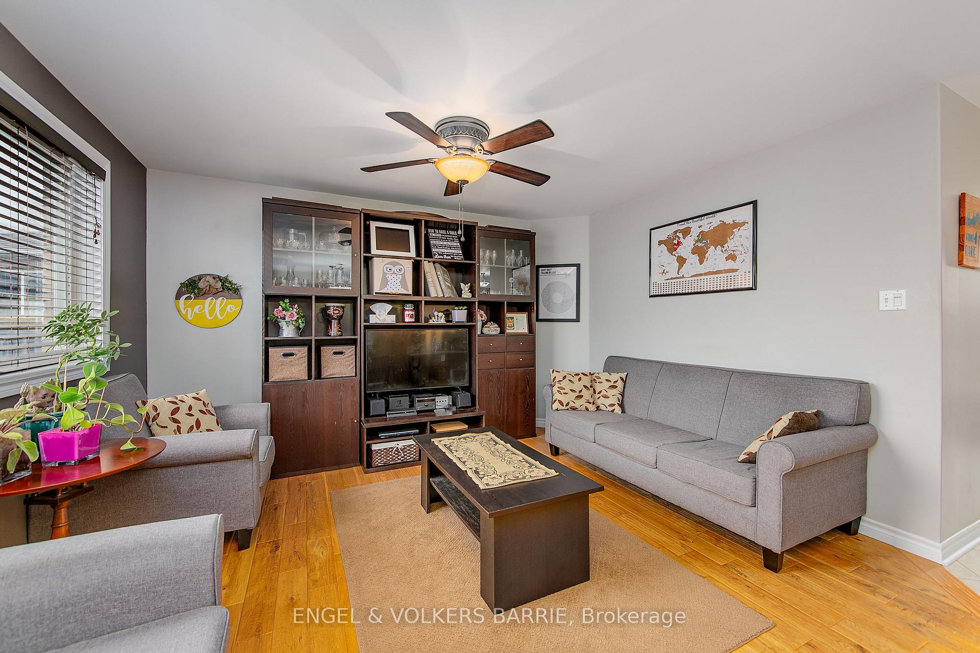 Photo 13 of 6 Whitfield Crescent, Springwater, Elmvale — HOMEH