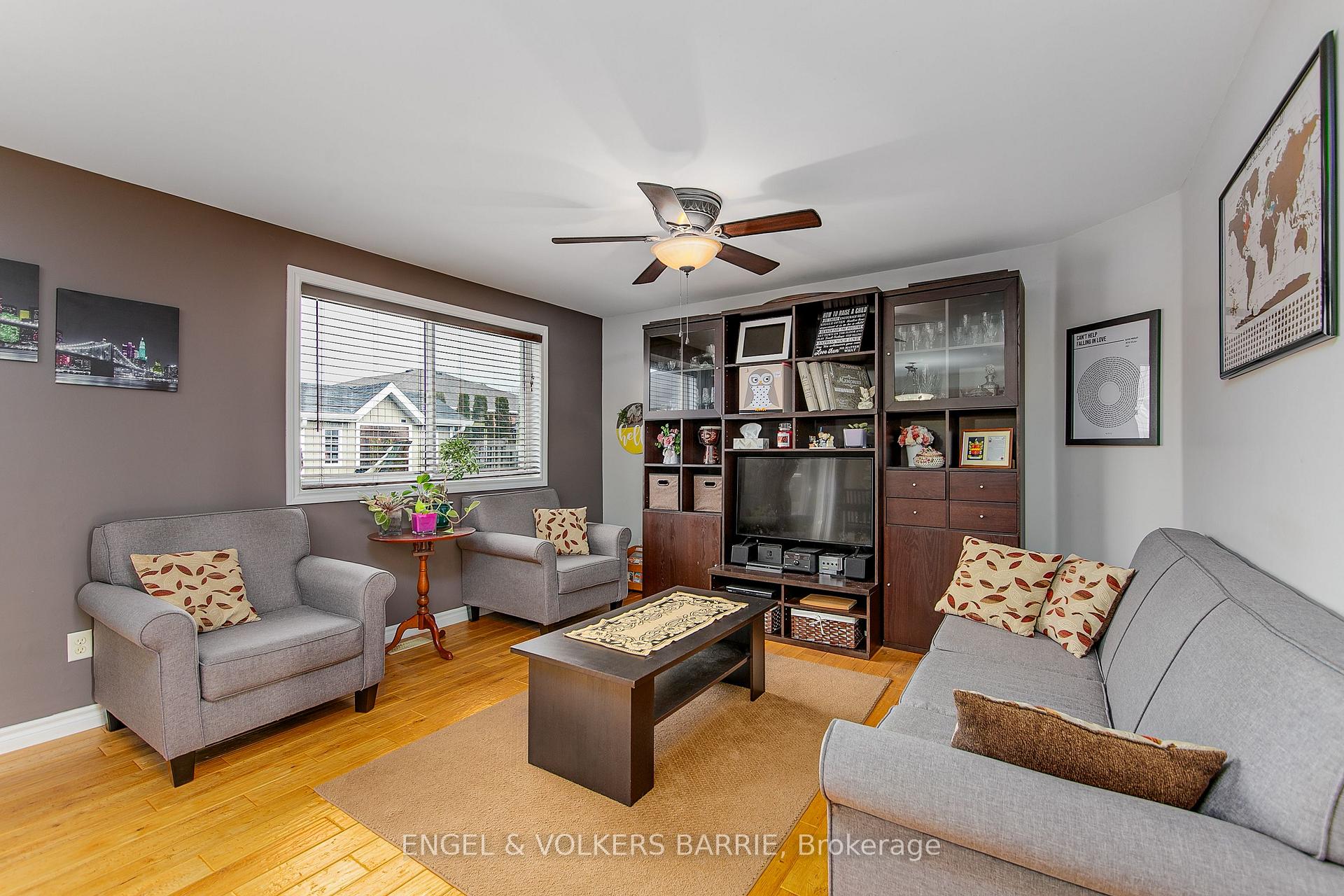 Photo 15 of 6 Whitfield Crescent, Springwater, Elmvale — HOMEH