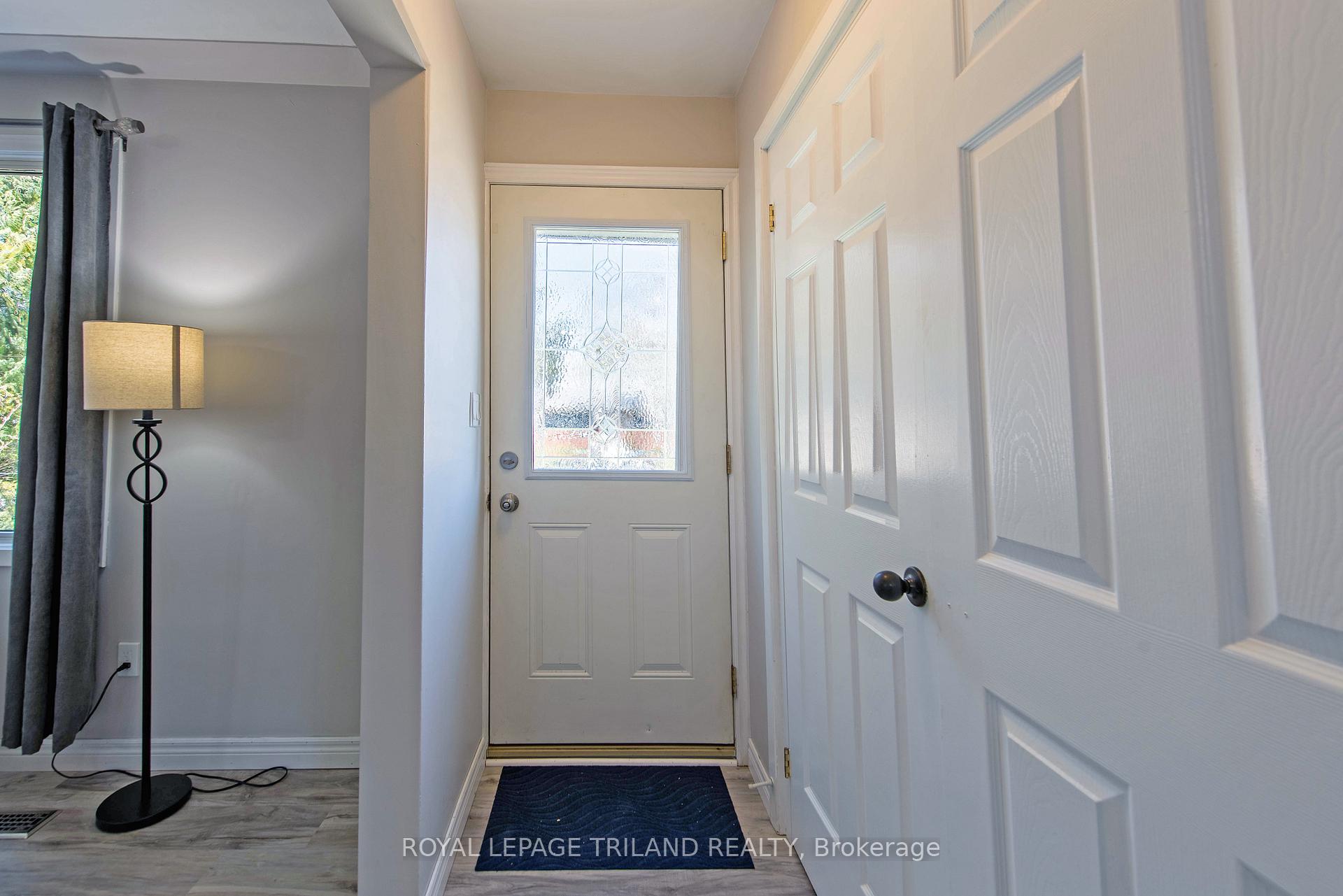 Photo 6 of 24 Dunwich Drive, St. Thomas — HOMEH