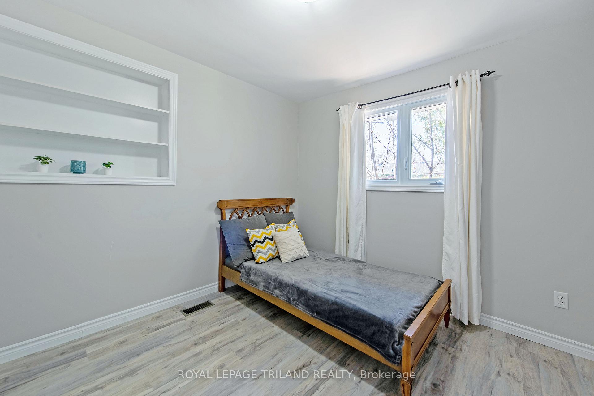 Photo 26 of 24 Dunwich Drive, St. Thomas — HOMEH