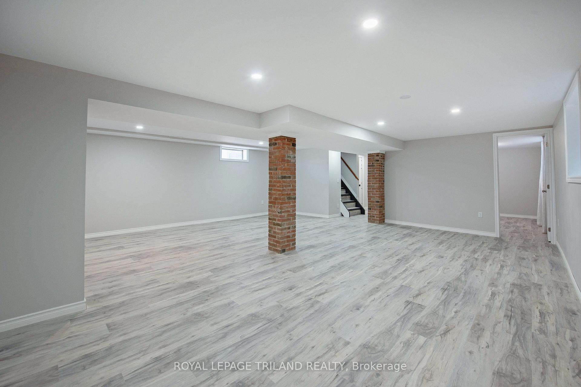 Photo 33 of 24 Dunwich Drive, St. Thomas — HOMEH