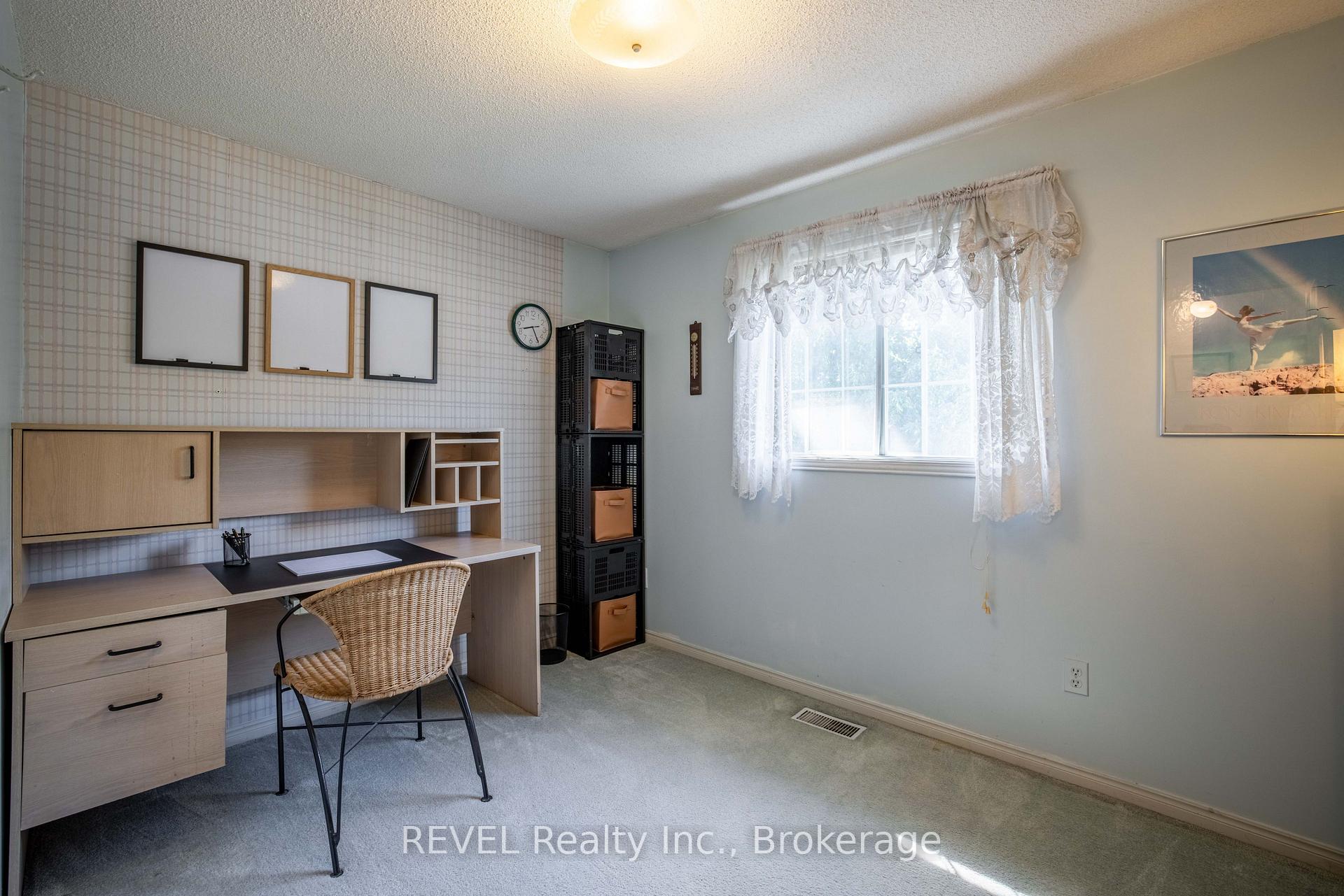 Photo 19 of 37 Manchester Avenue, St. Catharines, Haig — HOMEH