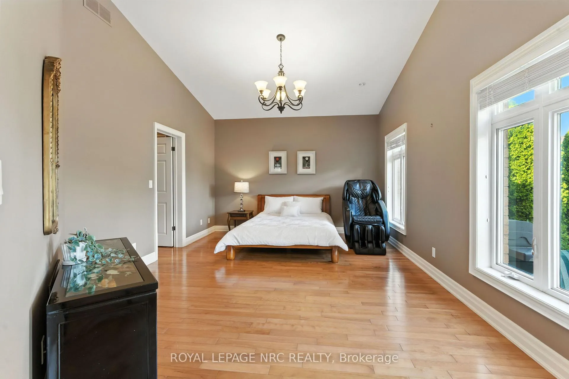 Photo 19 of 6 Mclean Court, St. Catharines, Grapeview — HOMEH