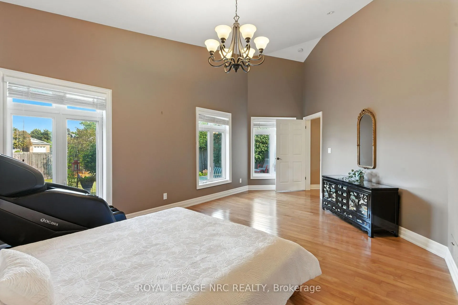Photo 20 of 6 Mclean Court, St. Catharines, Grapeview — HOMEH