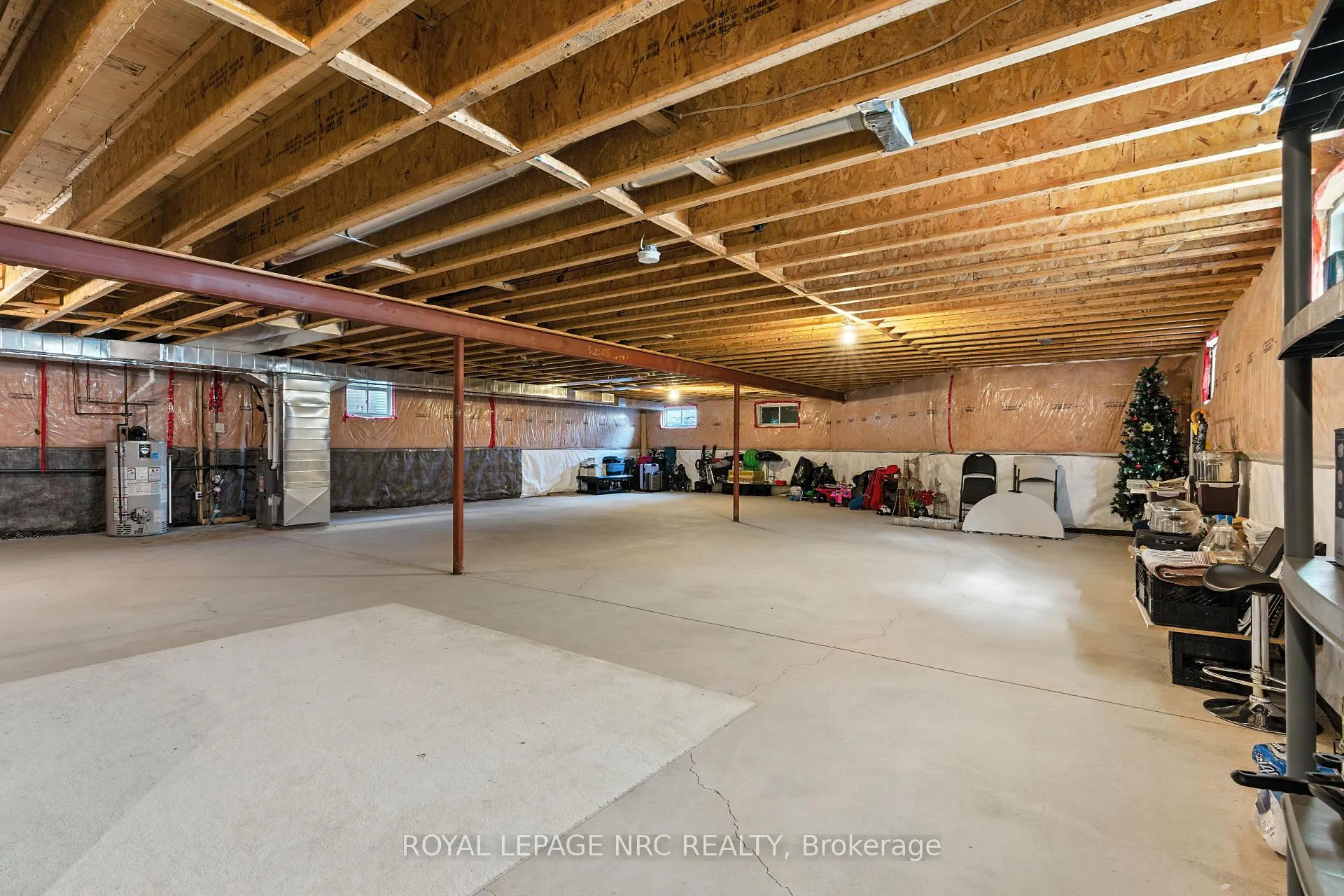 Photo 31 of 6 Mclean Court, St. Catharines, Grapeview — HOMEH