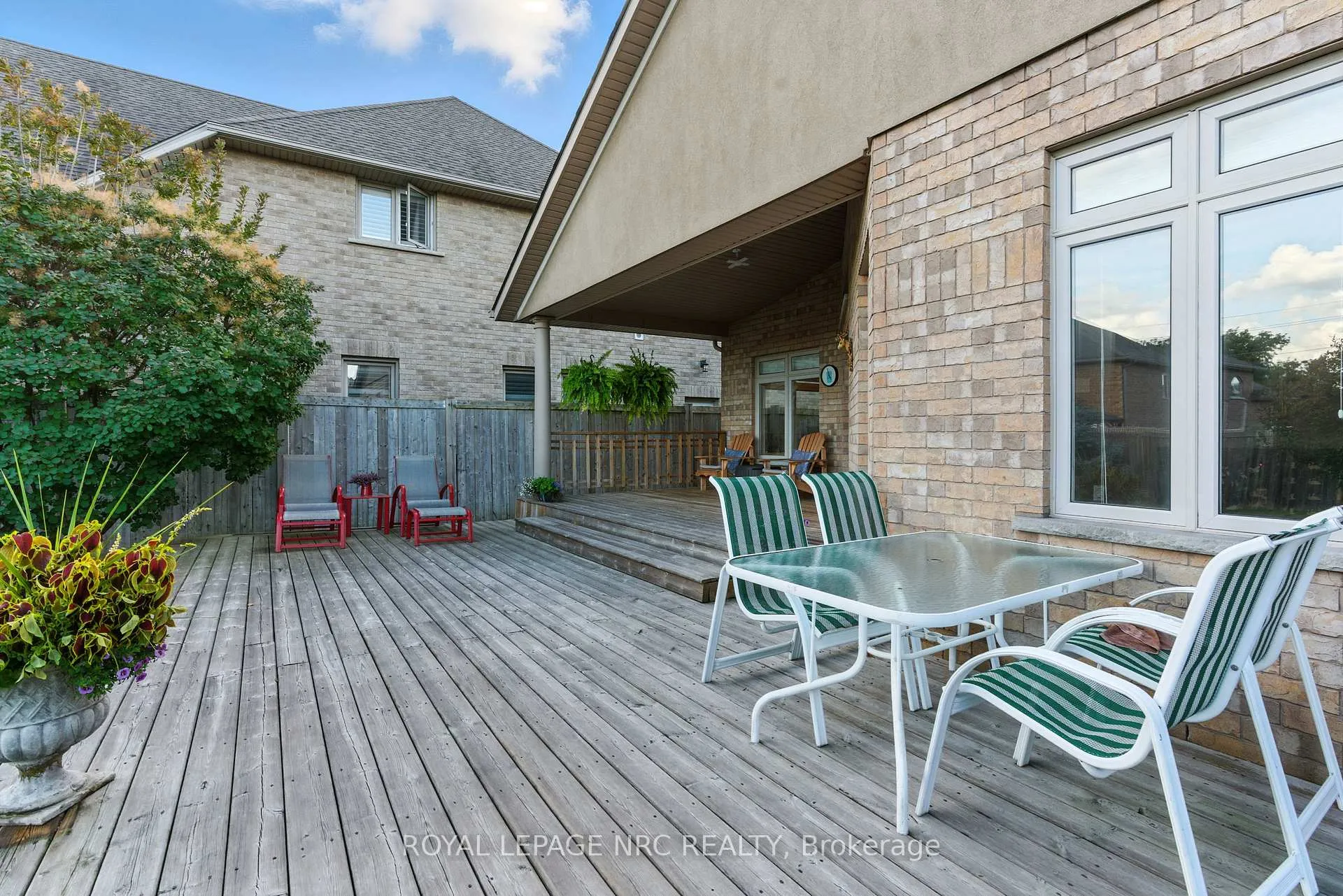 Photo 34 of 6 Mclean Court, St. Catharines, Grapeview — HOMEH