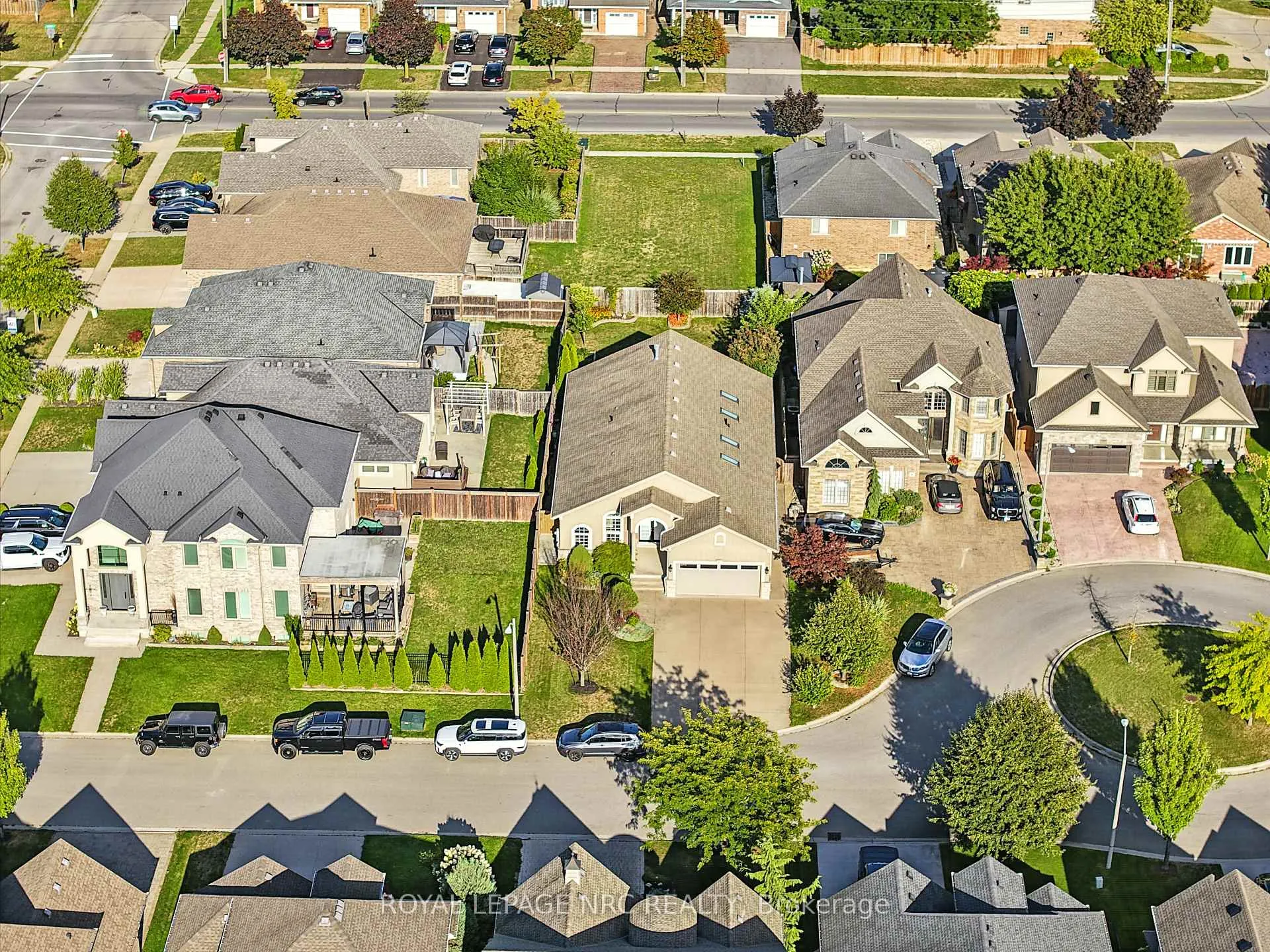 Photo 39 of 6 Mclean Court, St. Catharines, Grapeview — HOMEH