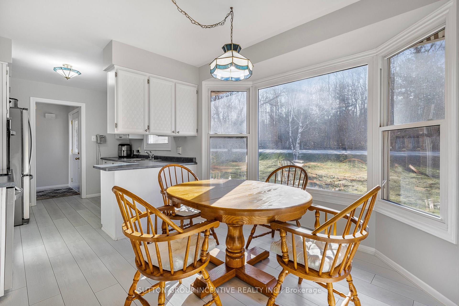 Photo 7 of 2160 Snow Valley Road, Springwater, Minesing — HOMEH