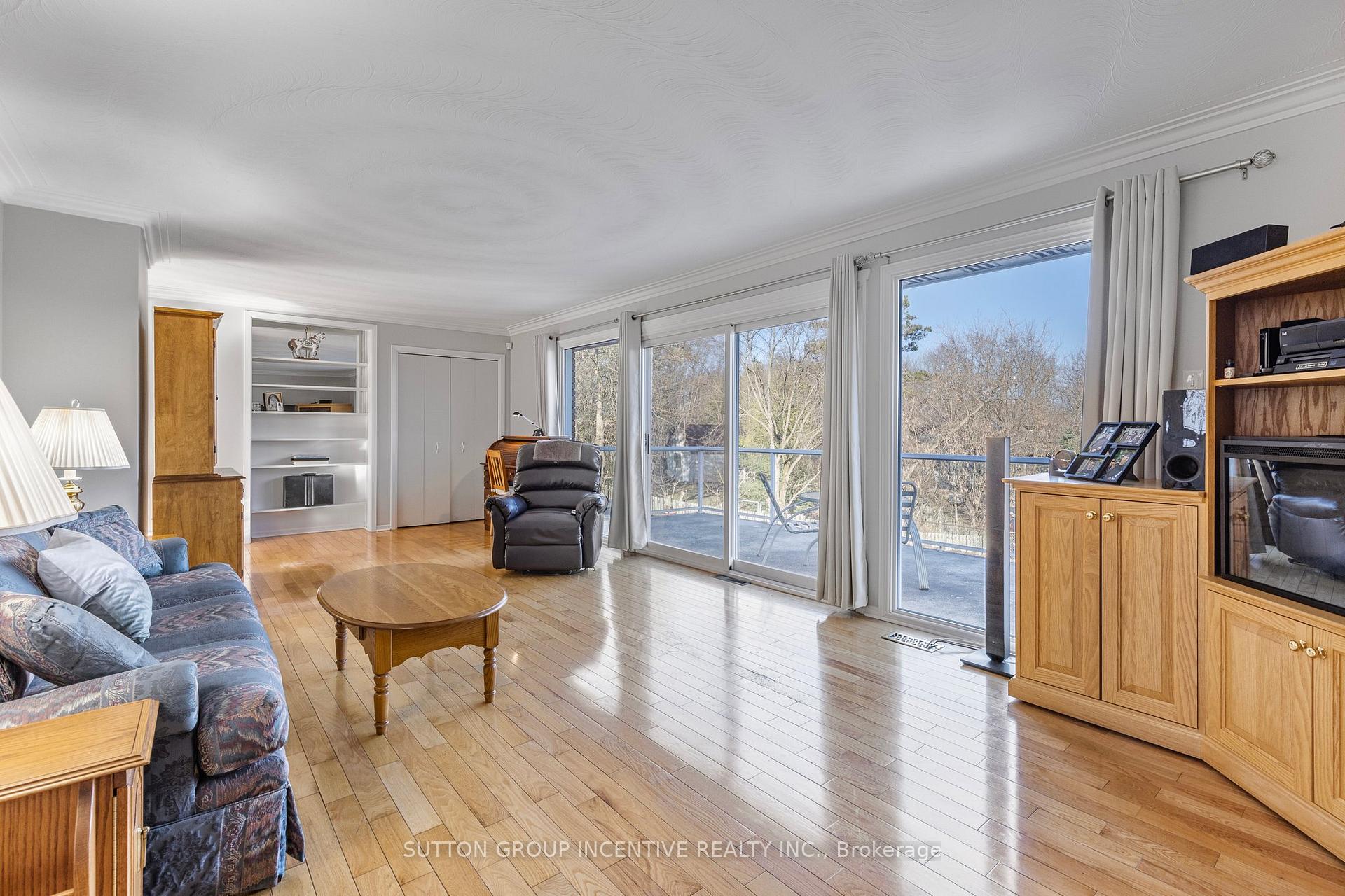 Photo 9 of 2160 Snow Valley Road, Springwater, Minesing — HOMEH