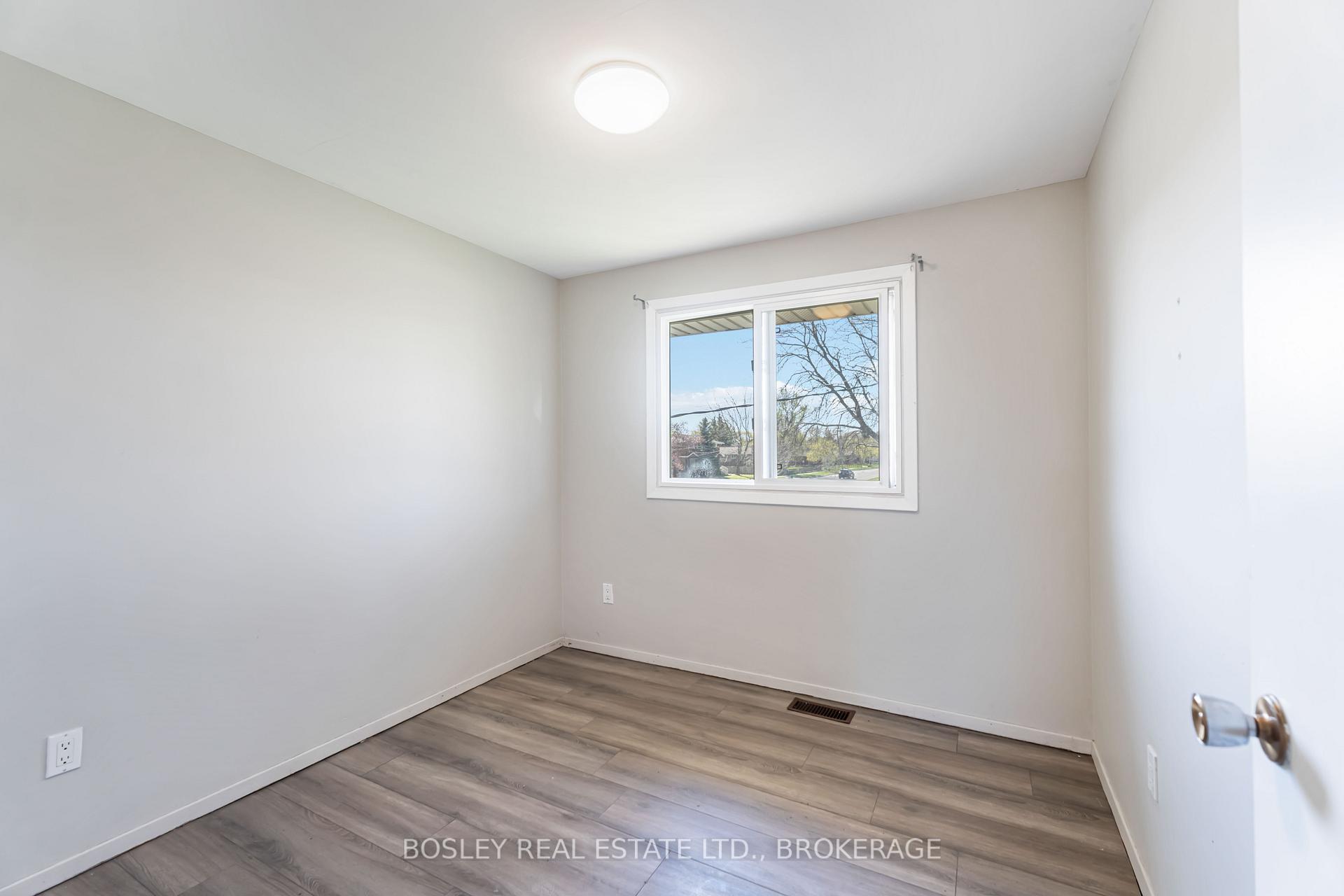 Photo 19 of 2 Crescentwood Drive, St. Catharines, Lakeport — HOMEH