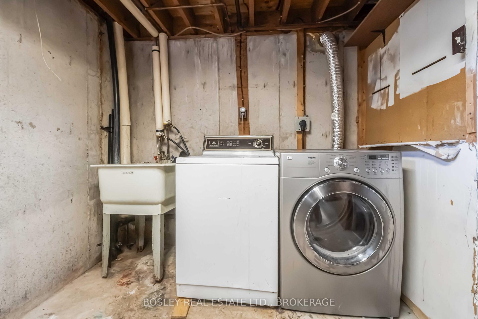 Photo 22 of 2 Crescentwood Drive, St. Catharines, Lakeport — HOMEH