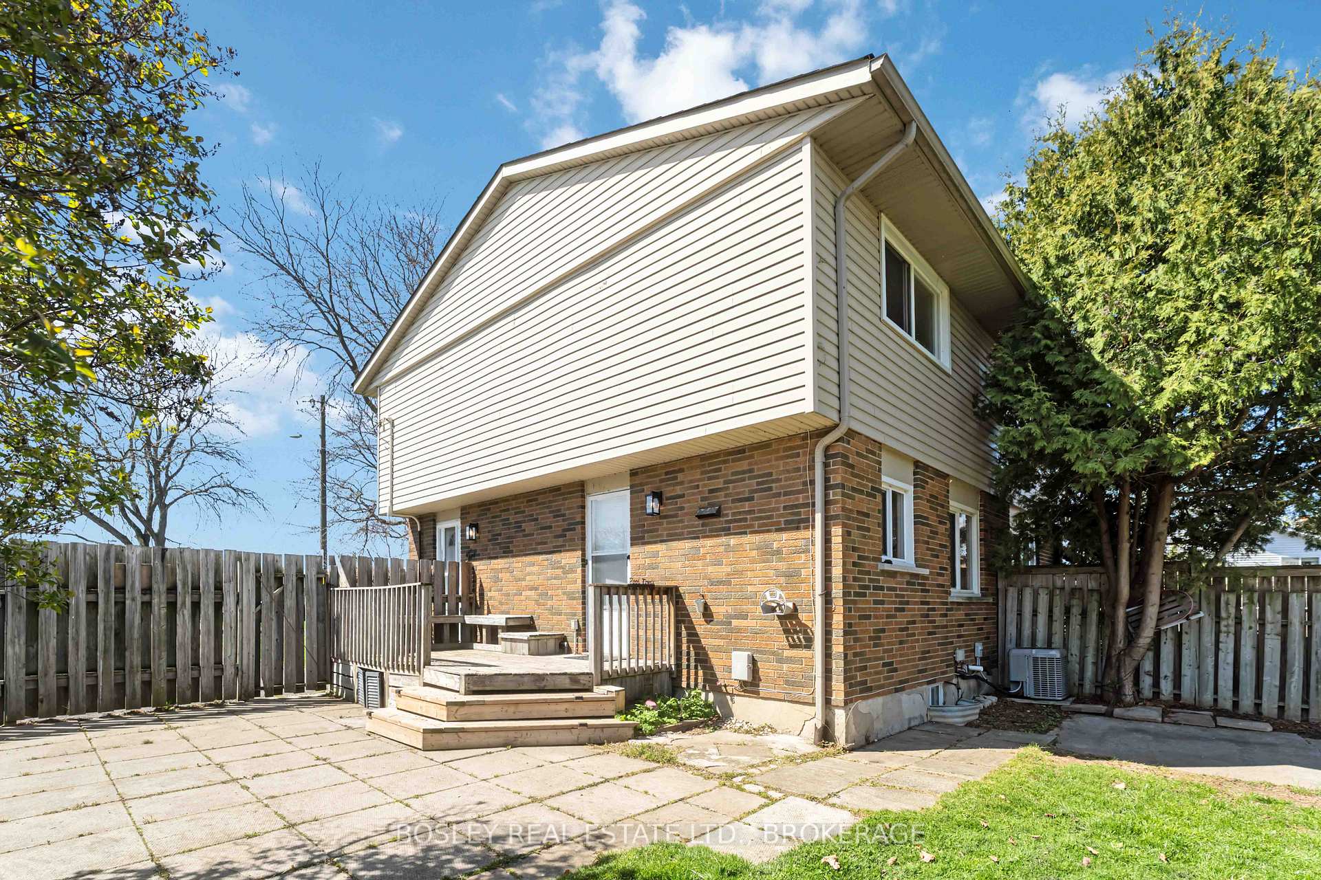 Photo 26 of 2 Crescentwood Drive, St. Catharines, Lakeport — HOMEH