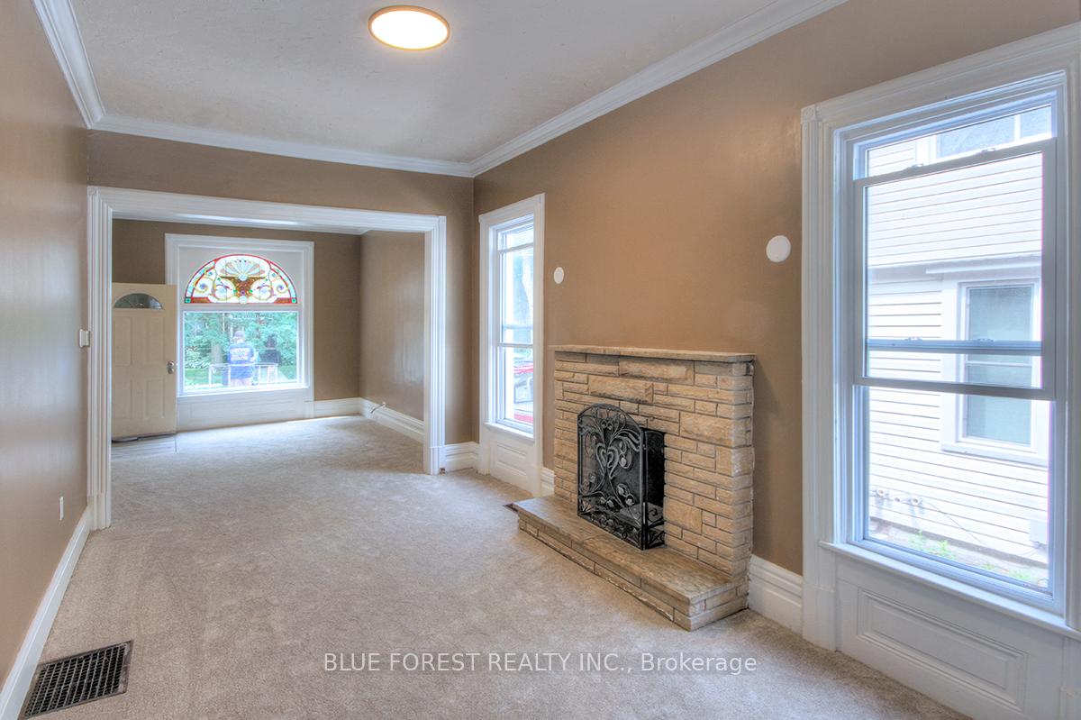 Photo 7 of 89 Gladstone Avenue, St. Thomas — HOMEH