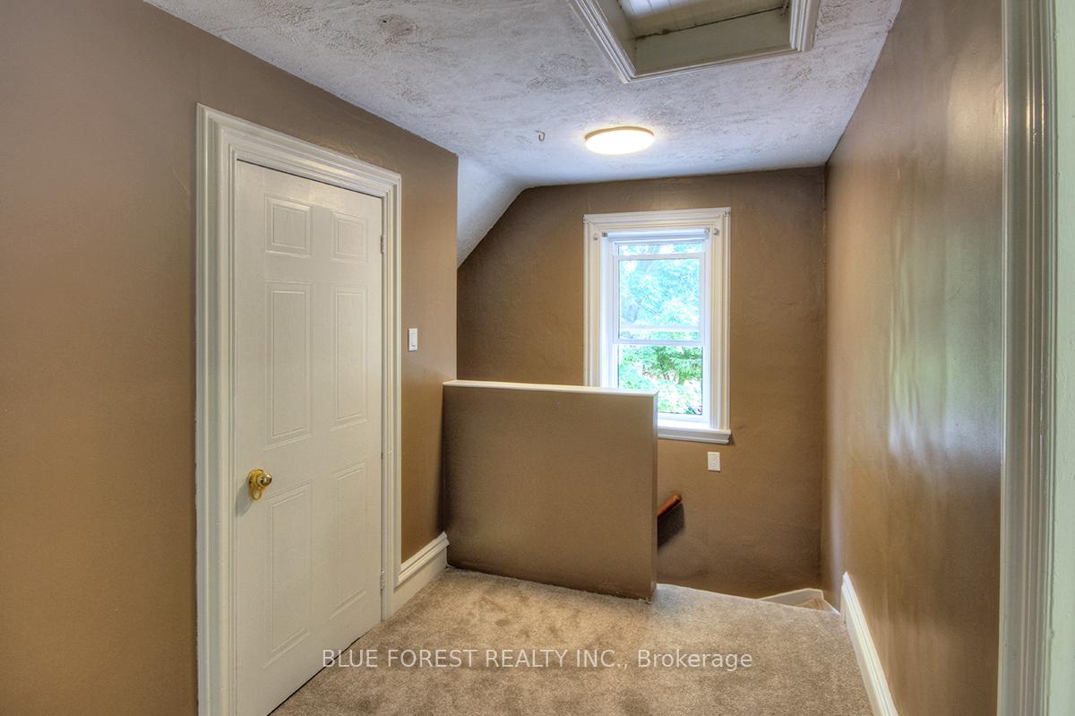 Photo 13 of 89 Gladstone Avenue, St. Thomas — HOMEH