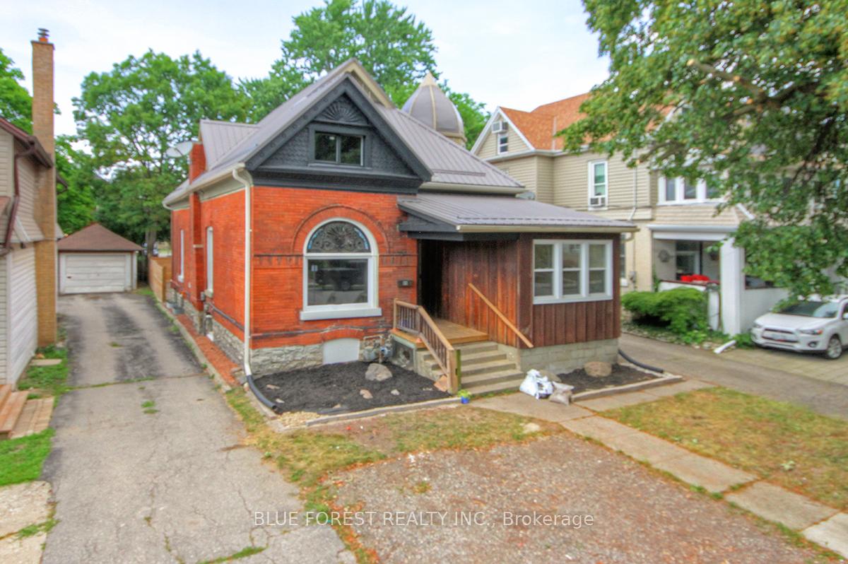 Photo 26 of 89 Gladstone Avenue, St. Thomas — HOMEH