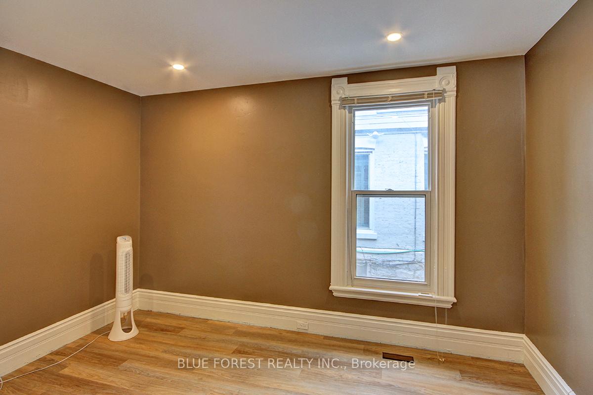 Photo 33 of 89 Gladstone Avenue, St. Thomas — HOMEH