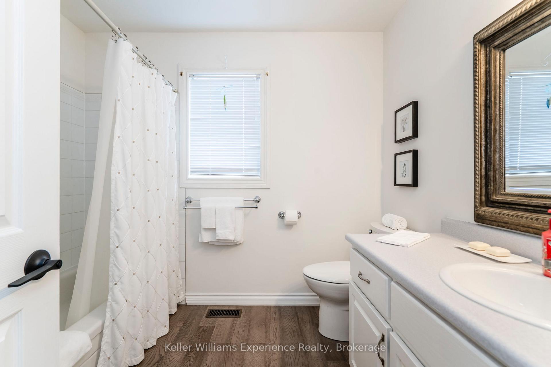 Photo 22 of 18 Archer Crescent, Springwater, Elmvale — HOMEH
