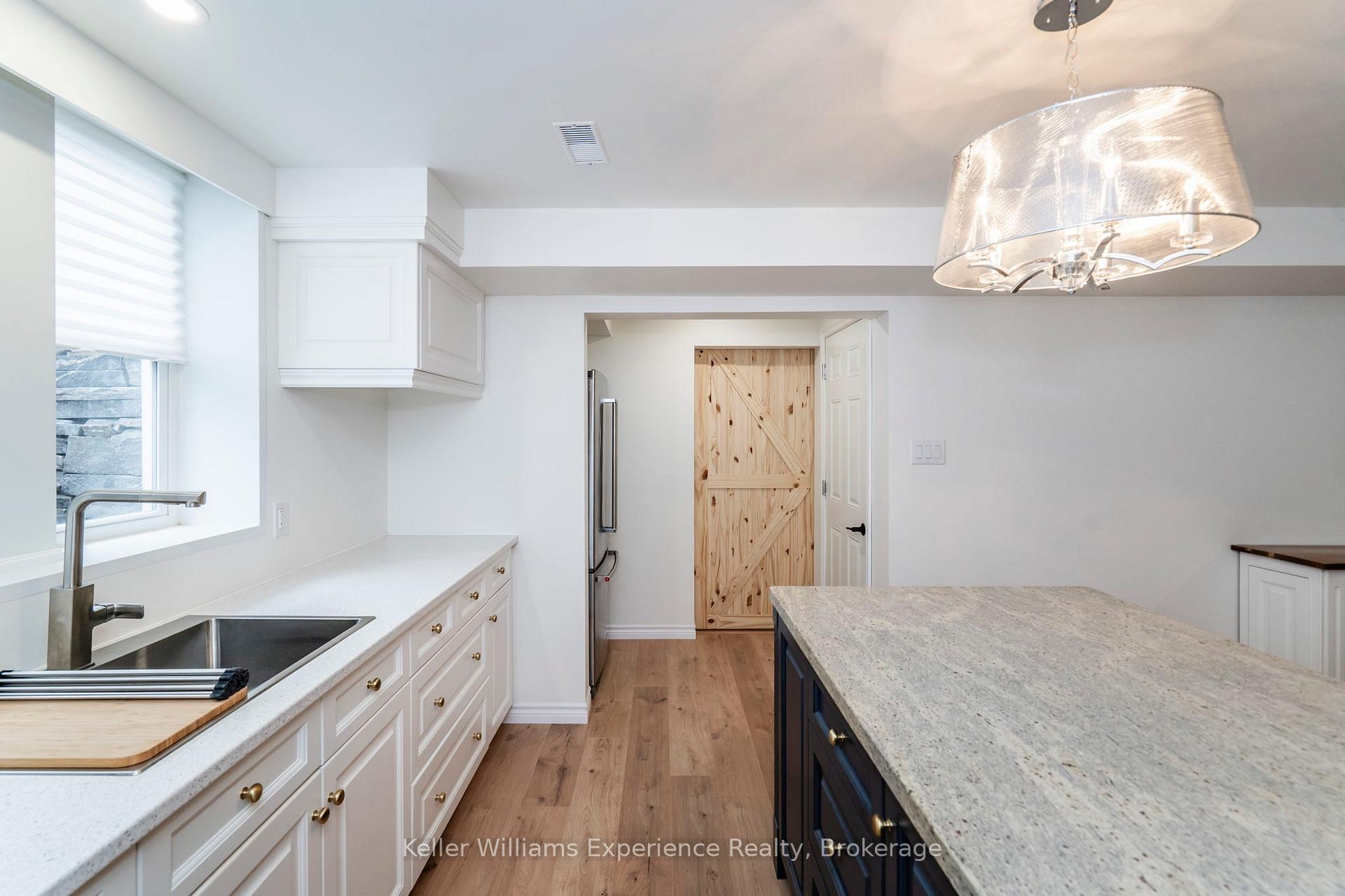 Photo 26 of 18 Archer Crescent, Springwater, Elmvale — HOMEH
