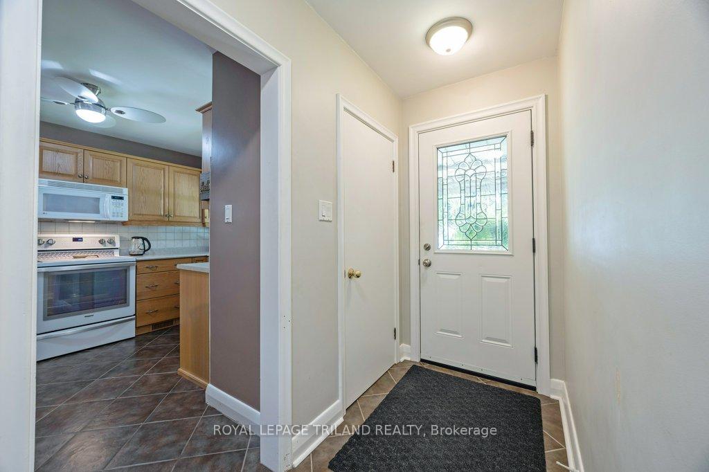 Photo 6 of 236 Sunset Drive, St. Thomas — HOMEH