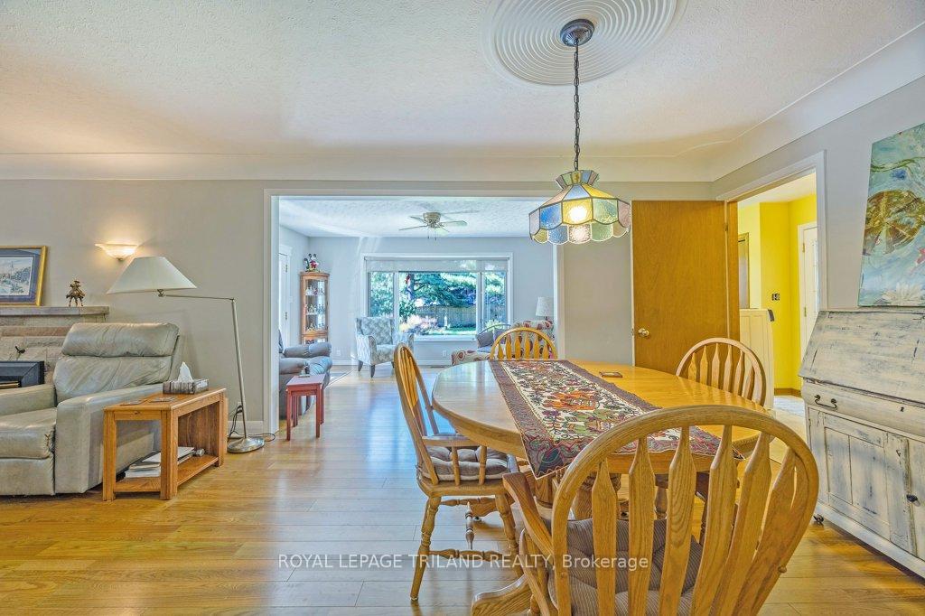Photo 14 of 236 Sunset Drive, St. Thomas — HOMEH