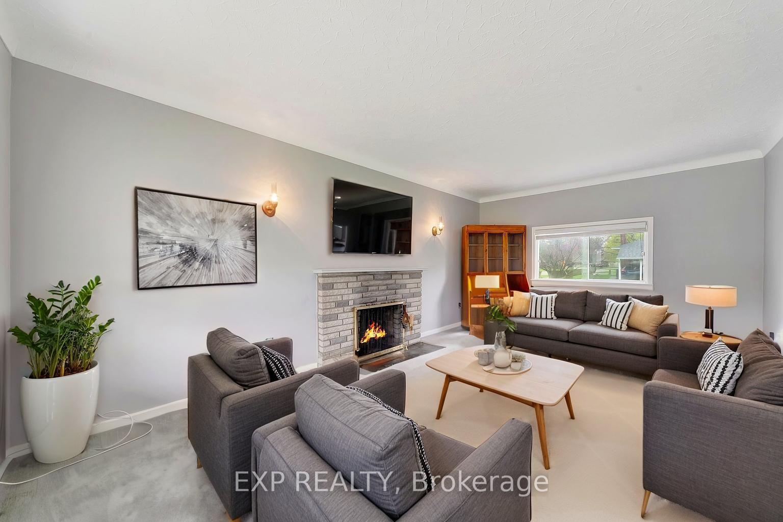 Photo 10 of 62 Forster Street, St. Catharines, Vine/Linwell — HOMEH