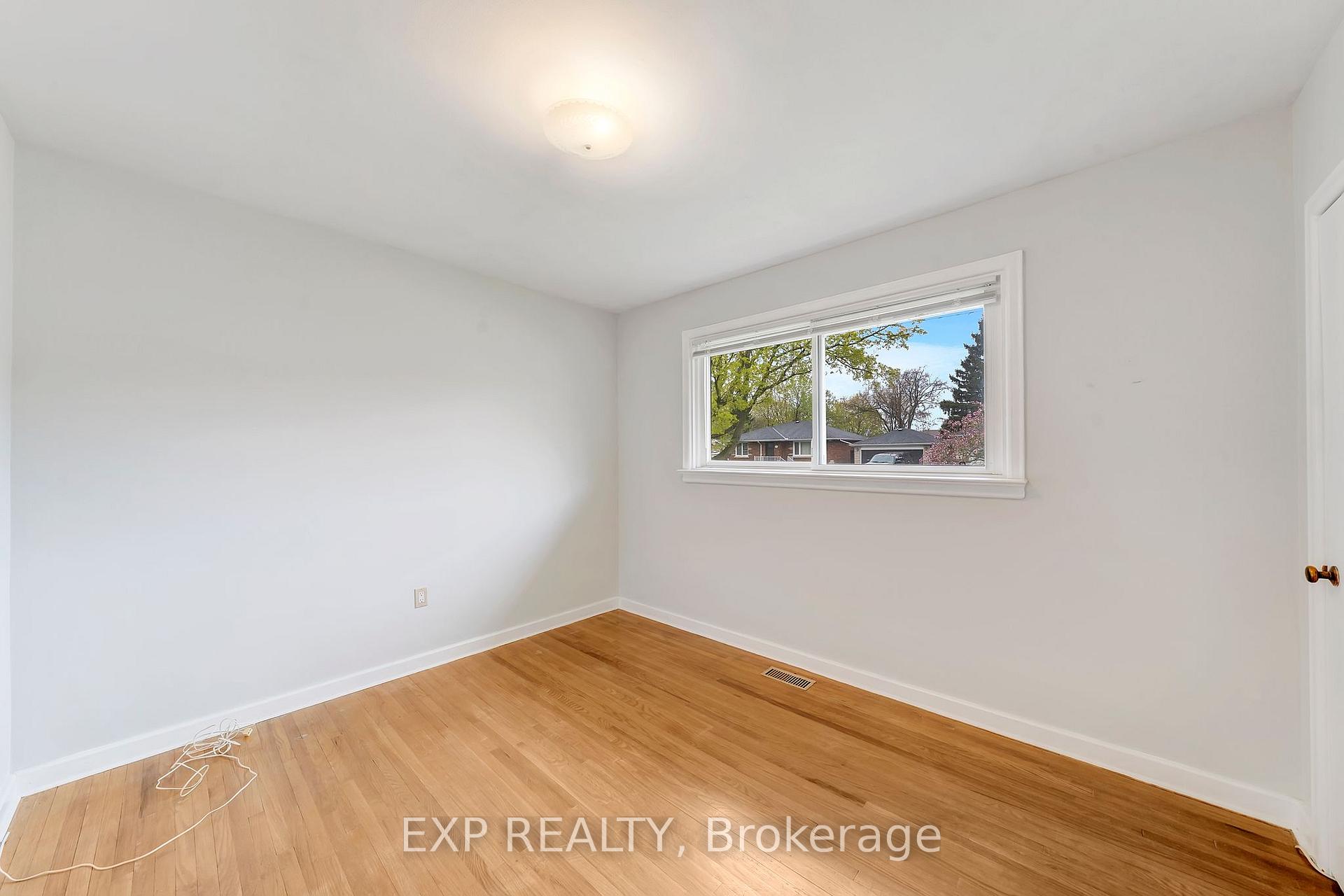 Photo 18 of 62 Forster Street, St. Catharines, Vine/Linwell — HOMEH