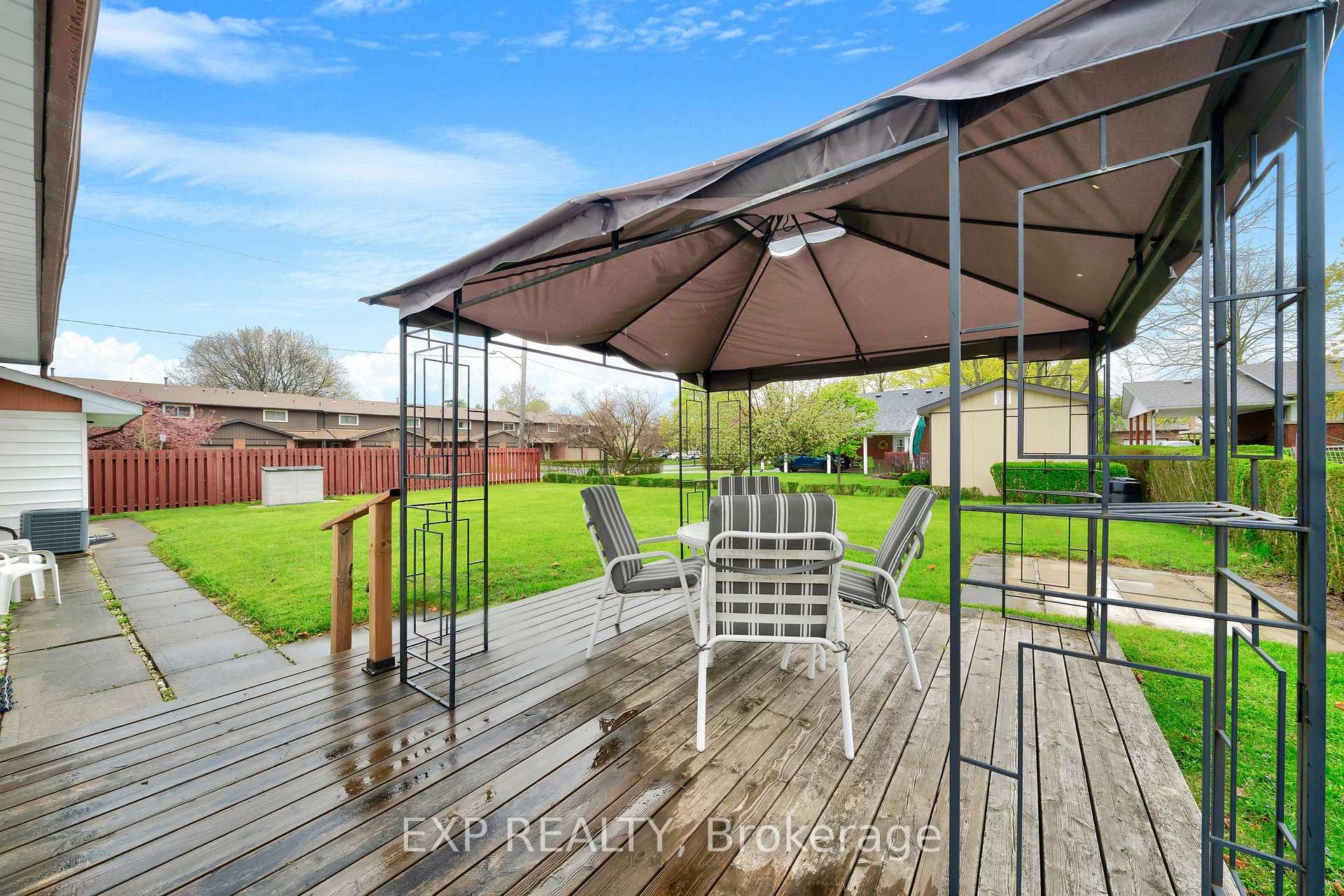 Photo 33 of 62 Forster Street, St. Catharines, Vine/Linwell — HOMEH