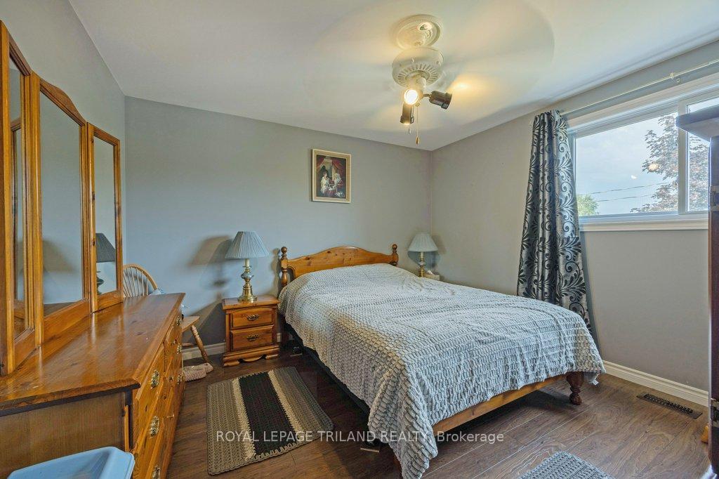 Photo 17 of 174 Fairview Avenue, St. Thomas — HOMEH