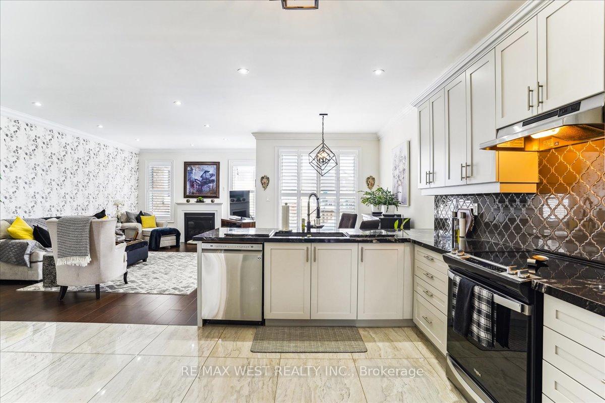 Photo 6 of 74 Rugman Crescent, Springwater, Centre Vespra — HOMEH