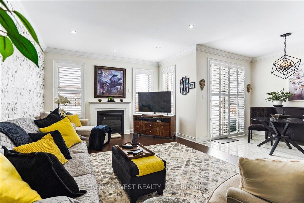 Photo 10 of 74 Rugman Crescent, Springwater, Centre Vespra — HOMEH