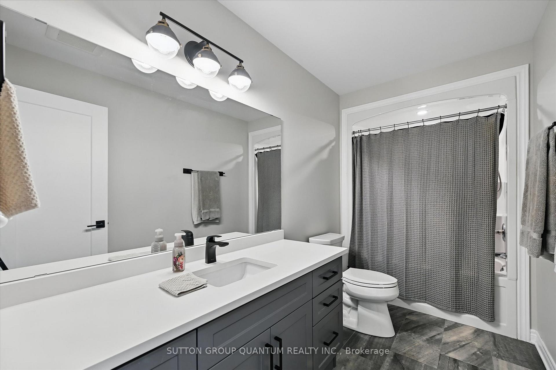 Photo 17 of 63 Berkshire Drive, St. Catharines, Carlton/Bunting — HOMEH